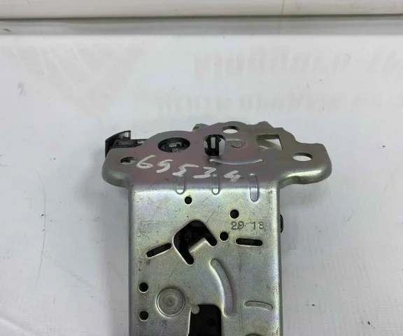 Замок багажника для Skoda Rapid I NH3 2012-2017 на фотографиях