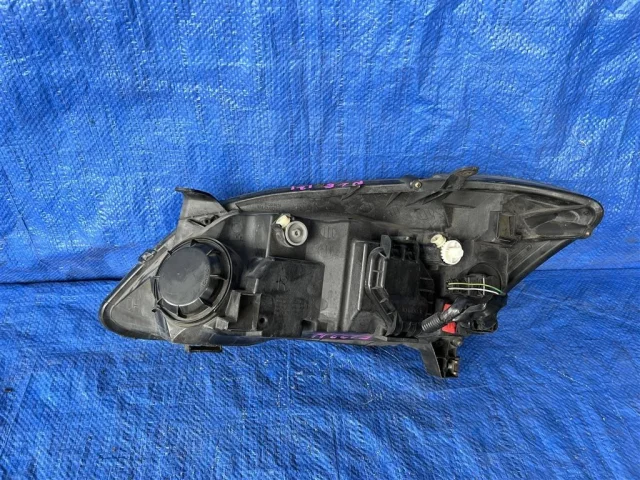 Бампер для Toyota Corolla E120/E130 Хэтчбек 2001-2007 на фотографиях