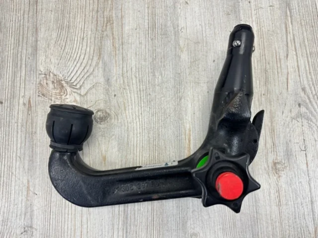 Фаркоп для Volkswagen Touareg I (7L) 2002-2010 на фотографиях