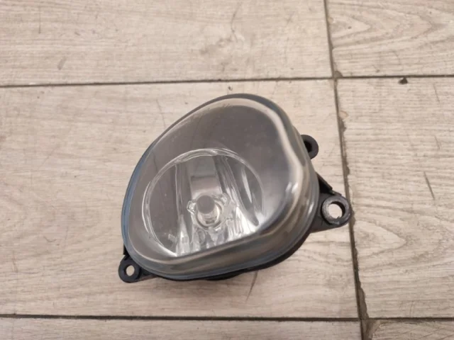 Противотуманка (ПТФ) передняя левая для Audi Q7 4L 2005-2015 на фотографиях