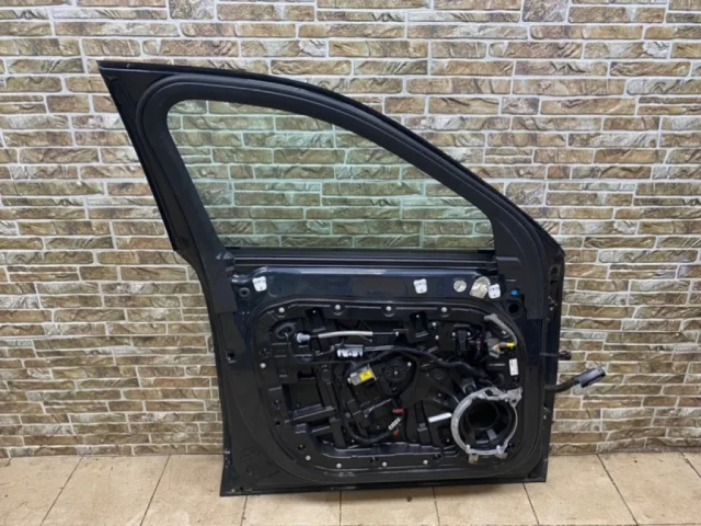 Дверь передняя левая для Volvo XC90 II L 2014-2019 на фотографиях