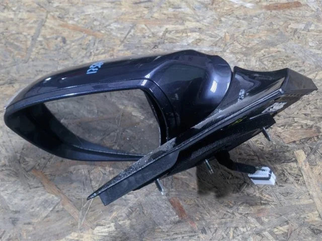 Зеркала для Hyundai i40 1 Седан 2011-2015 на фотографиях