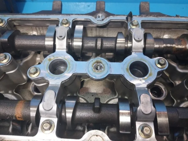 ГБЦ для Nissan Serena C25 2005-2012 на фотографиях