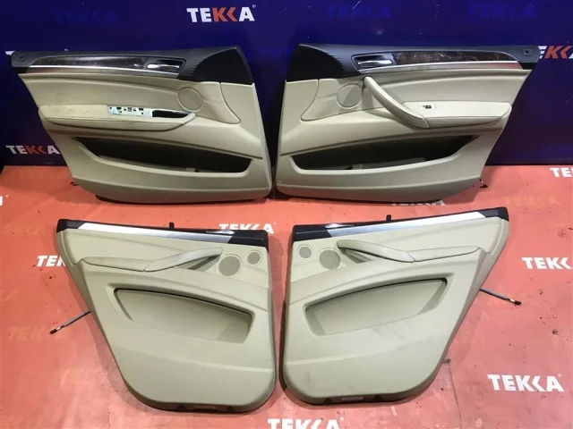 Обшивка двери передняя левая для BMW X5 Е70 2006-2013 на фотографиях