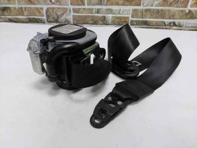 Ремень безопасности передний левый для Audi Q7 4M 2015+ на фотографиях