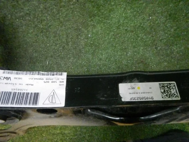 Задний стеклоочиститель для Audi Q7 4L 2005-2015 на фотографиях