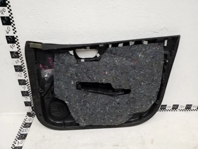 Обшивка двери передняя левая для Hyundai Solaris 2 (2017-2022) на фотографиях