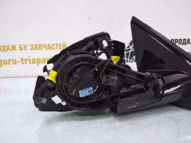 Зеркало боковое правое для BMW X6 G06 2019+ на фотографиях