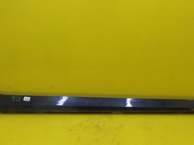 Накладка порога правая для BMW 7er G11/G12 2015-2021 на фотографиях