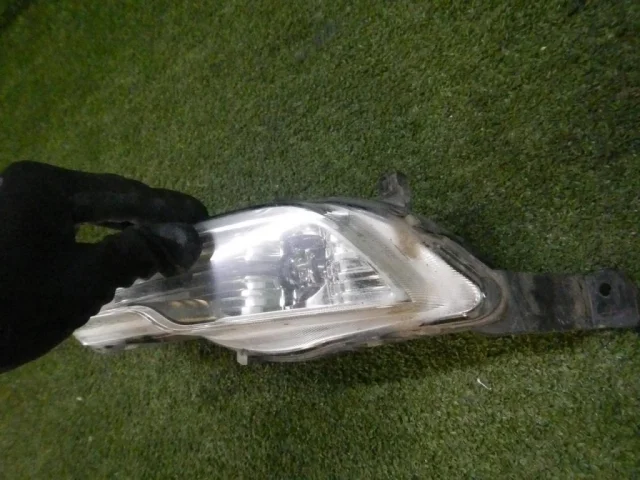 Противотуманка (ПТФ) передняя левая для Ford Explorer U502 rest 2014-2019 на фотографиях