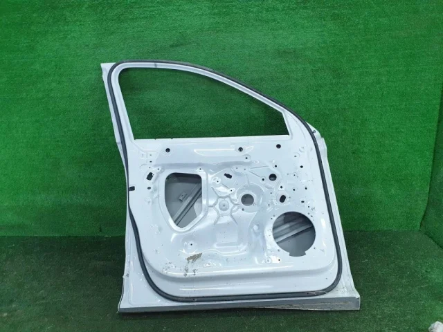 Дверь передняя левая для Audi Q3 F3 2018+ на фотографиях