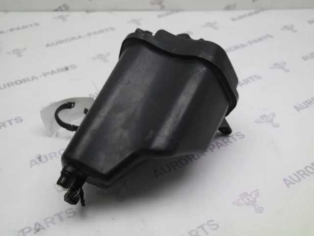 Расширительный бачок радиатора для BMW X5 Е70 2006-2013 на фотографиях