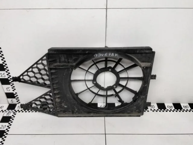Вентилятор радиатора охлаждения ДВС для Skoda Rapid I rest NH3 2017-2020 на фотографиях