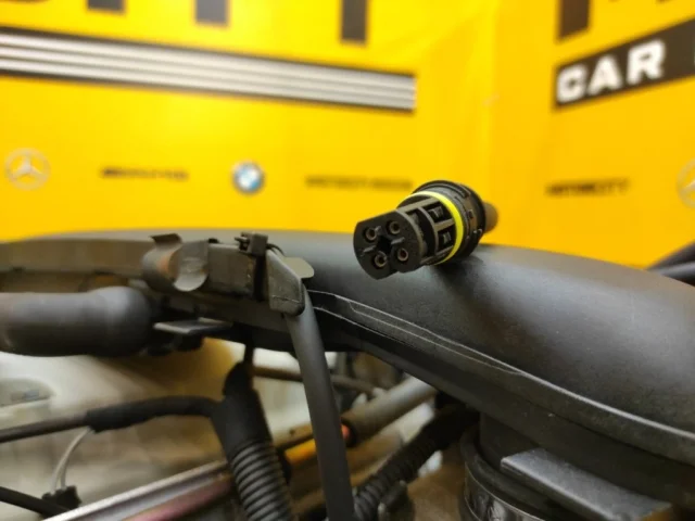 Продажа двигателя 111.957