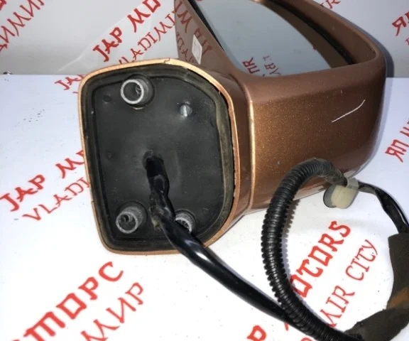 Стекла и зеркала для Nissan Tiida C11 JDM Хэтчбек 2004-2012 на фотографиях