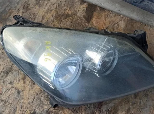 Фара правая для Opel Astra H Седан 2004-2014 на фотографиях