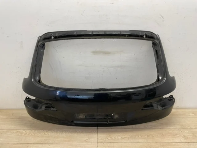 Крышка багажника для Audi Q7 4L 2005-2015 на фотографиях