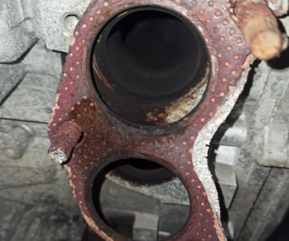 Двигатель без навесного для Subaru Legacy BM/B14 2009-2013 на фотографиях