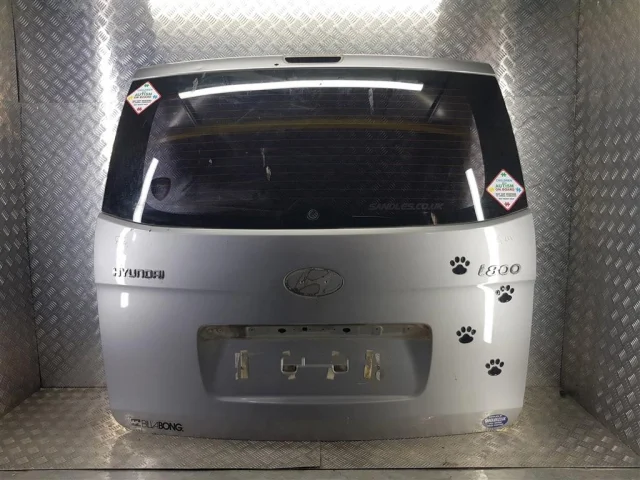 Крышка багажника для Hyundai H-1 TQ 2007-2018 на фотографиях