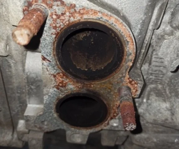 Двигатель без навесного для Subaru Legacy BM/B14 2009-2013 на фотографиях