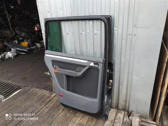 Дверь задняя левая для Volkswagen Touran 1T 2003-2015 на фотографиях