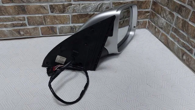 Зеркала для Audi Q7 4L 2005-2015 на фотографиях