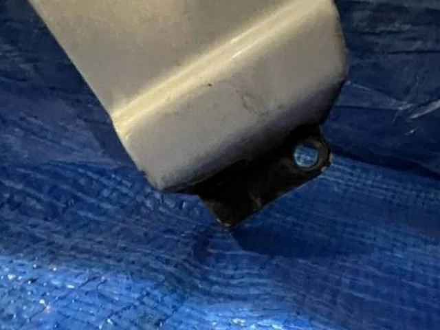 Крылья для Toyota Alphard H10 2002-2008 на фотографиях