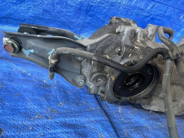 Редуктор заднего моста для Honda CR-V RE 2006-2009 на фотографиях