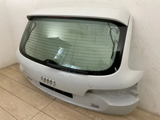 Дверь багажника для Audi Q7 4L 2005-2015 на фотографиях