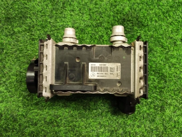 Интеркулер для Mercedes-Benz C class W205 2014-2020 на фотографиях