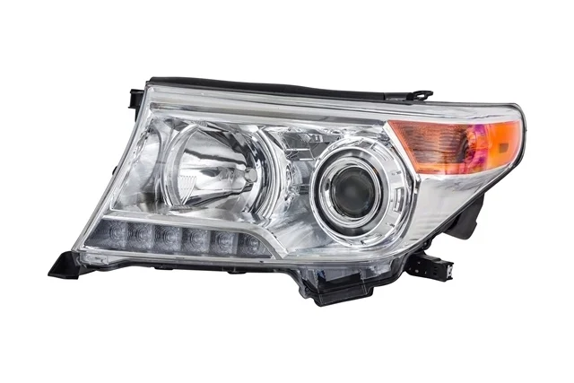Фара левая для Toyota Land Cruiser 200 2007-2015 на фотографиях