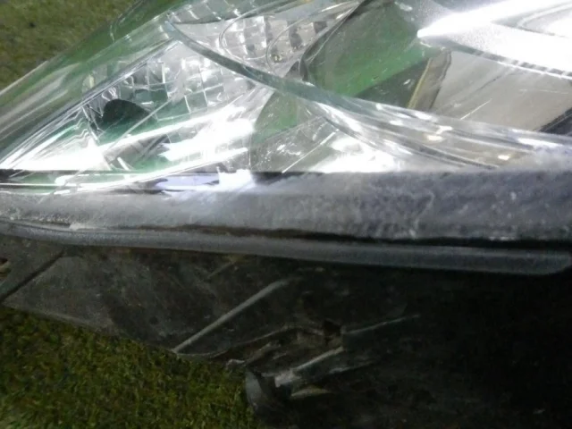 Фара ксенон левая для Hyundai ix35 1 Rest 2013-2016 на фотографиях