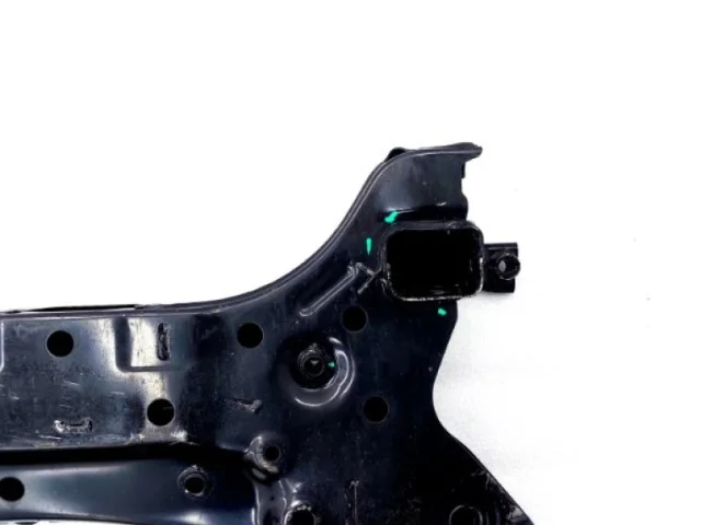 Подрамник двигателя для Hyundai Solaris 2 (2017-2022) на фотографиях