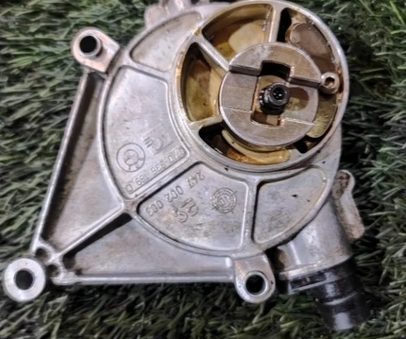 Вакуумный усилитель тормозов для BMW 5er Ф10 2010-2013 на фотографиях