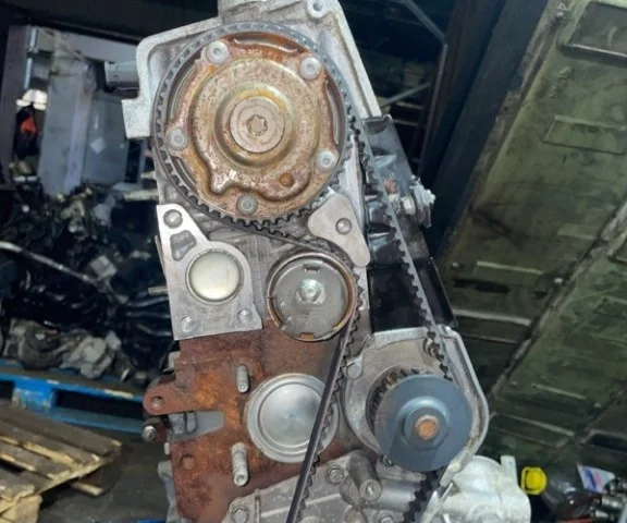 Двигатель без навесного для Fiat Doblo 223 2001-2016 на фотографиях