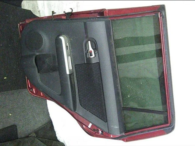 Двери для Toyota Corolla E140/E150 Седан 2006-2013 на фотографиях