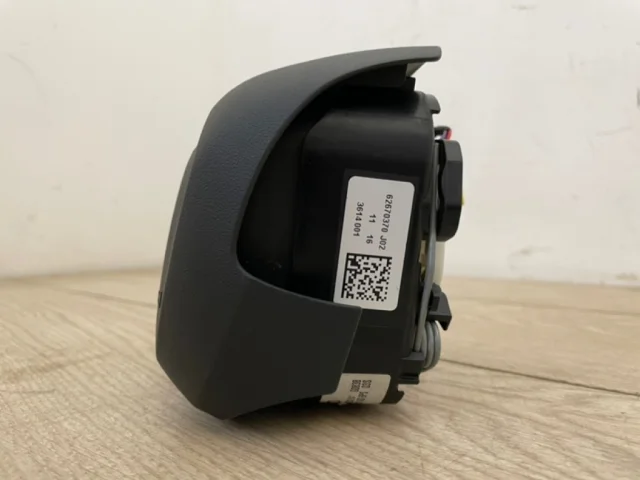 Подушка безопасности водителя для Audi Q7 4M 2015+ на фотографиях