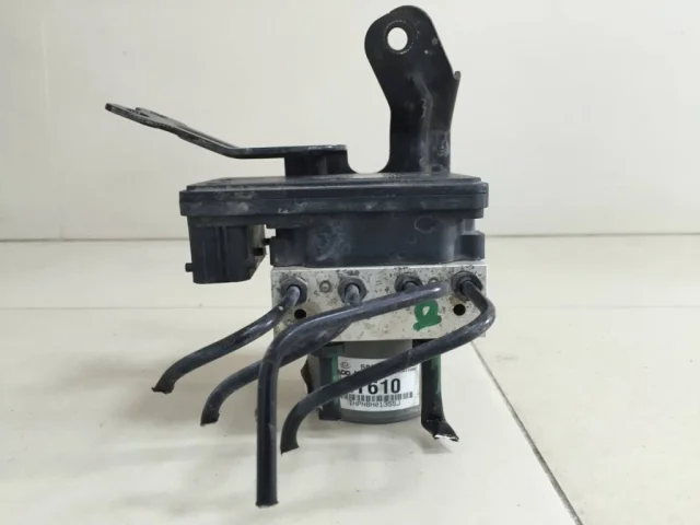 Гидроблок ABS для Hyundai Tucson TL rest 2018-2021 на фотографиях