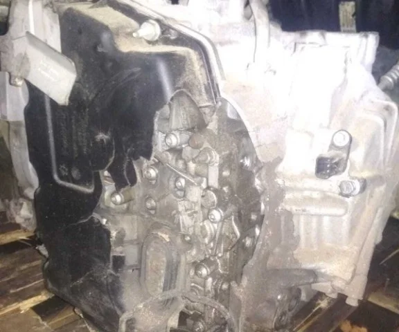 Двигатель без навесного для Ford Kuga CBS rest 2016-2019 на фотографиях