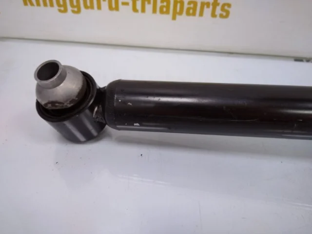 Амортизаторы задние (комплект) для BMW 5er G30 2016-2023 на фотографиях