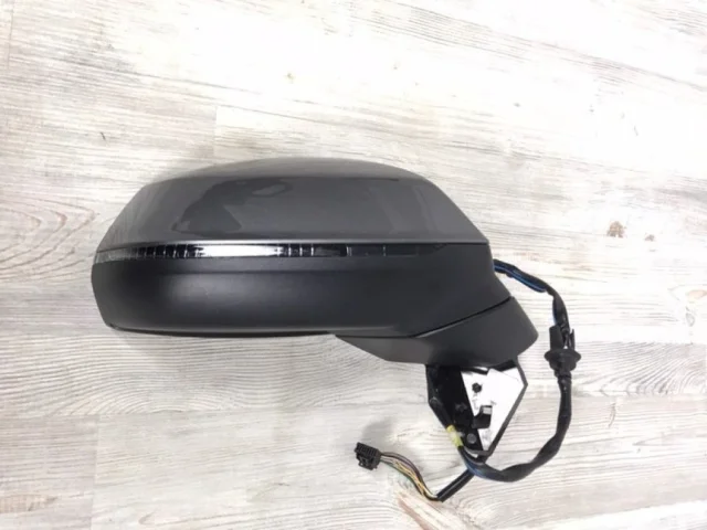 Зеркало боковое правое для Audi Q7 4M 2015+ на фотографиях