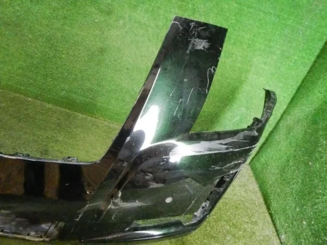 Бампер передний для Cadillac Escalade 4 2013-2020 на фотографиях