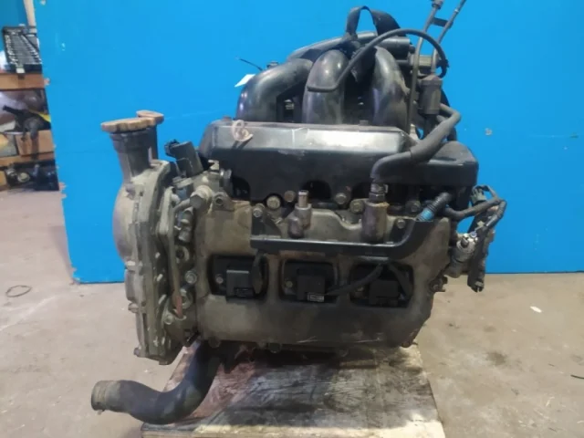Двигатель без навесного для Subaru Legacy B4 BL 2003-2009 на фотографиях