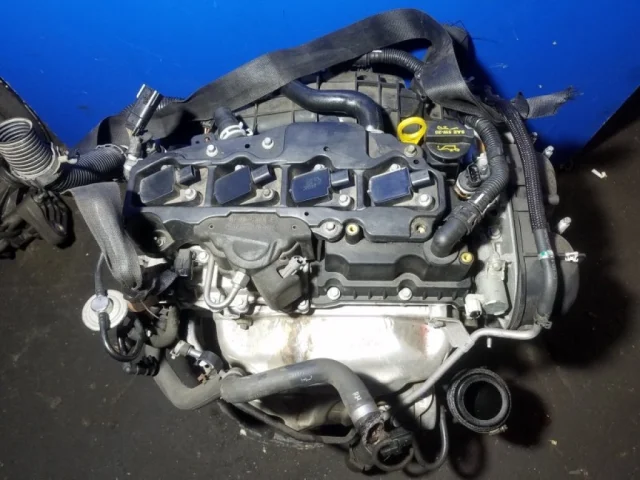 Двигатель без навесного для Ford Kuga CBS 2013-2016 на фотографиях