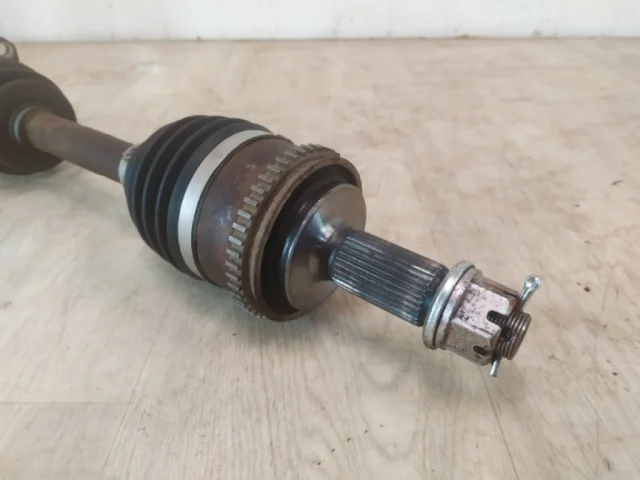 Привод передний правый для Mitsubishi Pajero Sport KH0 rest 2013-2017 на фотографиях