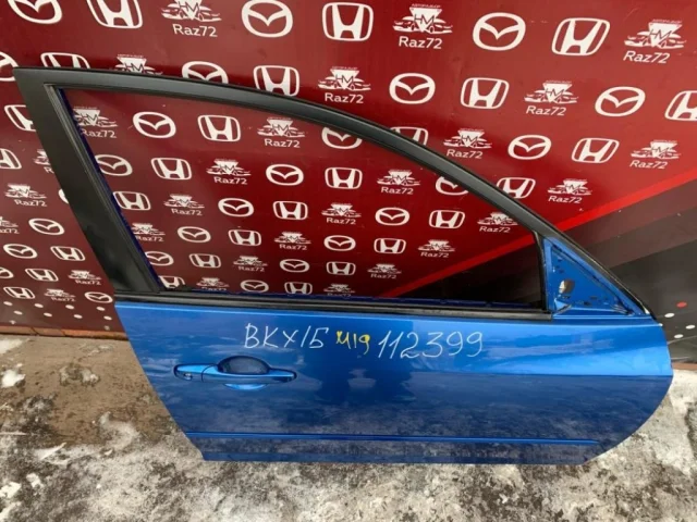 Дверь передняя правая для Mazda 3 BK Хэтчбек 2003-2009 на фотографиях