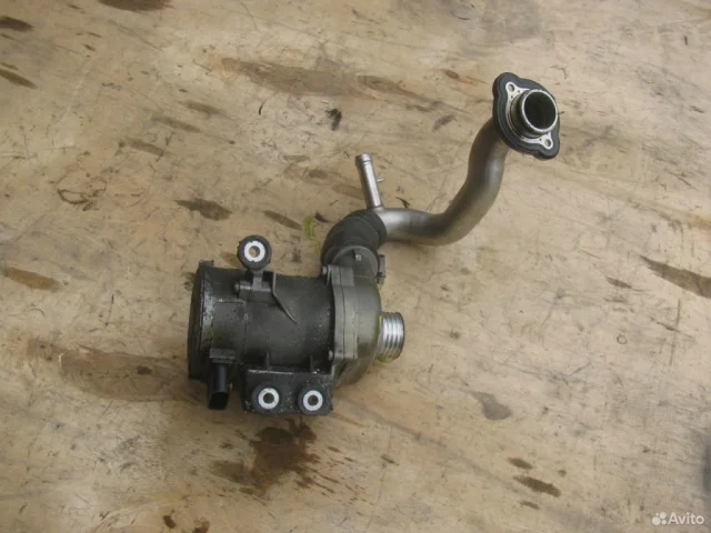 Насос охлаждающей жидкости ДВС(Помпа) для BMW X3 Е83 2003-2010 на фотографиях