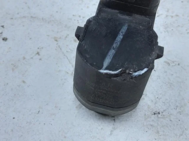 Датчик парктроника задний для Land Rover Range Rover Evoque L538 3 door 2011-2015 на фотографиях