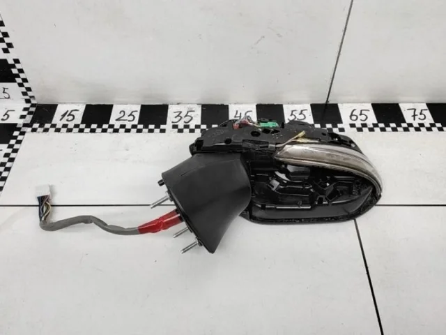 Зеркала для Toyota RAV4 XA50 2019+ на фотографиях