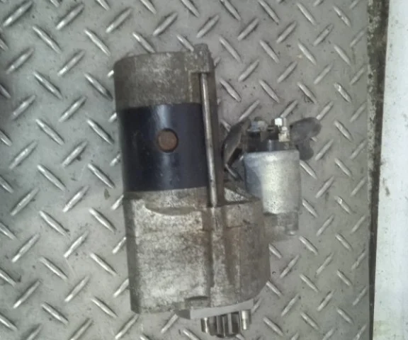 Стартер для Nissan Navara D40 2004-2010 на фотографиях